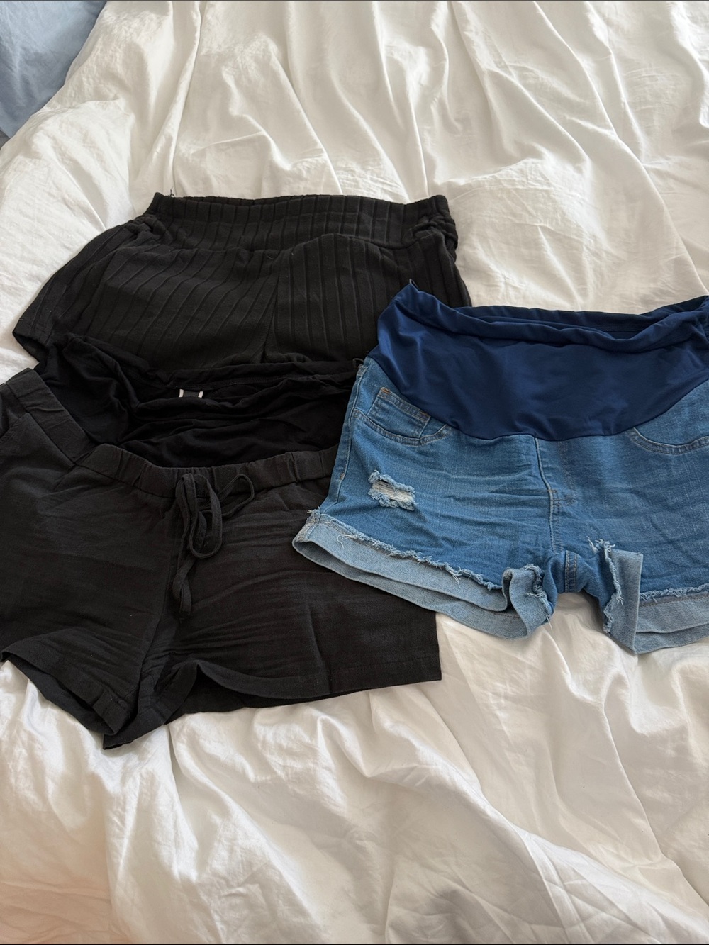 Casual Women's Ribbed and Denim Shorts Bundle - Black & Blue